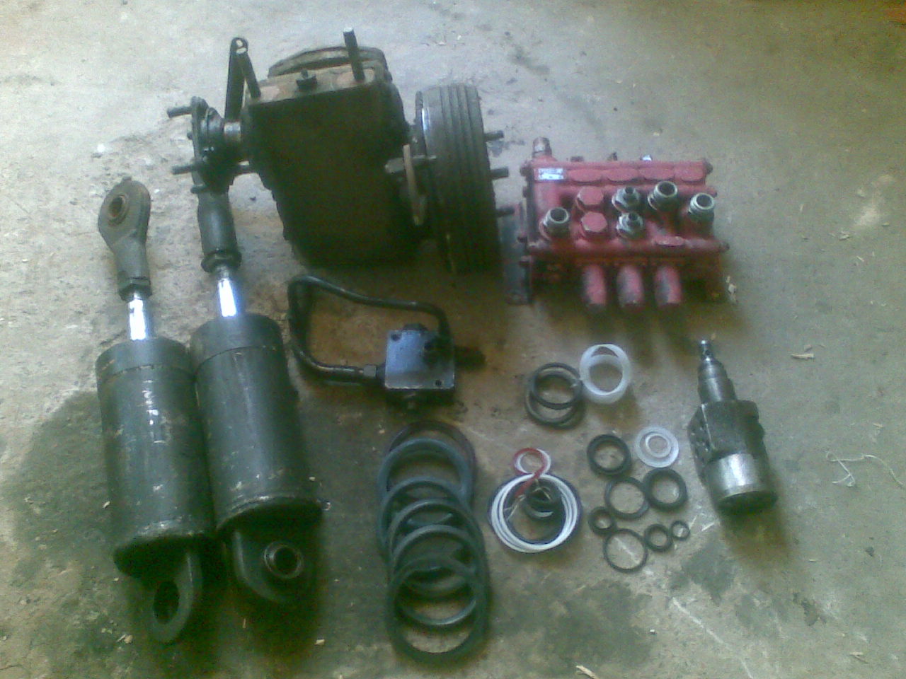 Комплект деталей для встановлення двигуна Д144 (т-40)