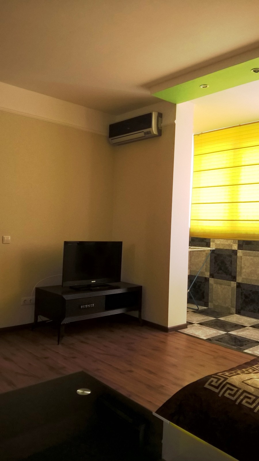 Подобова квартира біля м. Позняки, вул. Княжий затон 9