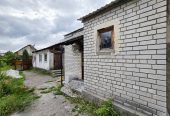 Продам участок земли с домом в Центре