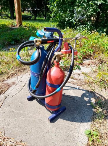 Комплект газозварювальника, пост