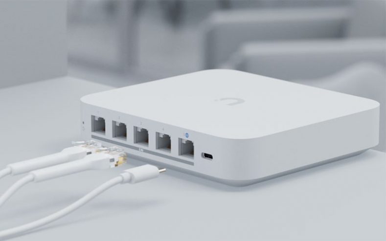 Уникальный маршрутизатор UXG-Max с оперативной доставкой
