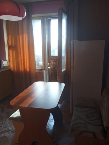м.Дарница.Сдам 2х ком.квартиру.
