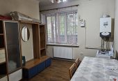 Продам квартиру (38м2)  под коммерцию.  Отдельный вход!