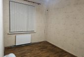 Продам квартиру (38м2)  под коммерцию.  Отдельный вход!