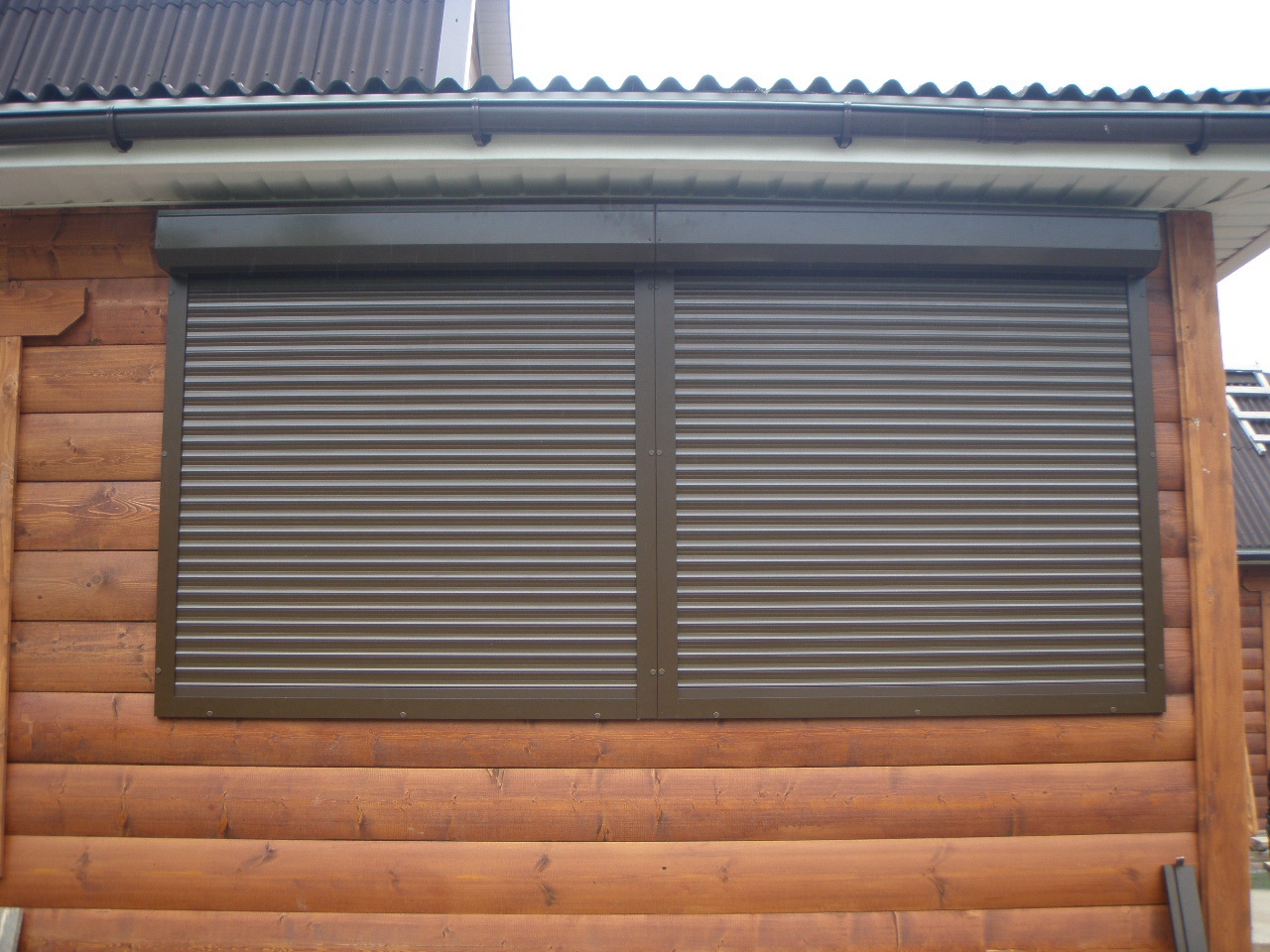 Захисні ролети Redwin — це Ваша безпека і комфорт