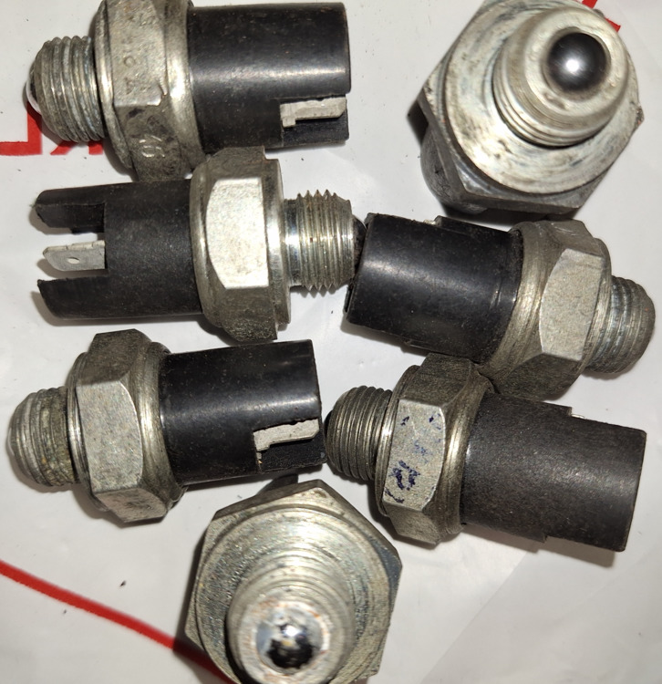 МТЗ ВК-418 вимикач заднього ходу