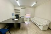 Приміщення в центрі міста. Старокозацька 22, 1 поверх