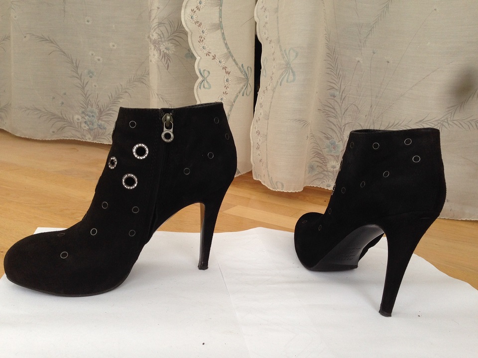 Напівчобітки замшеві чорні Італія