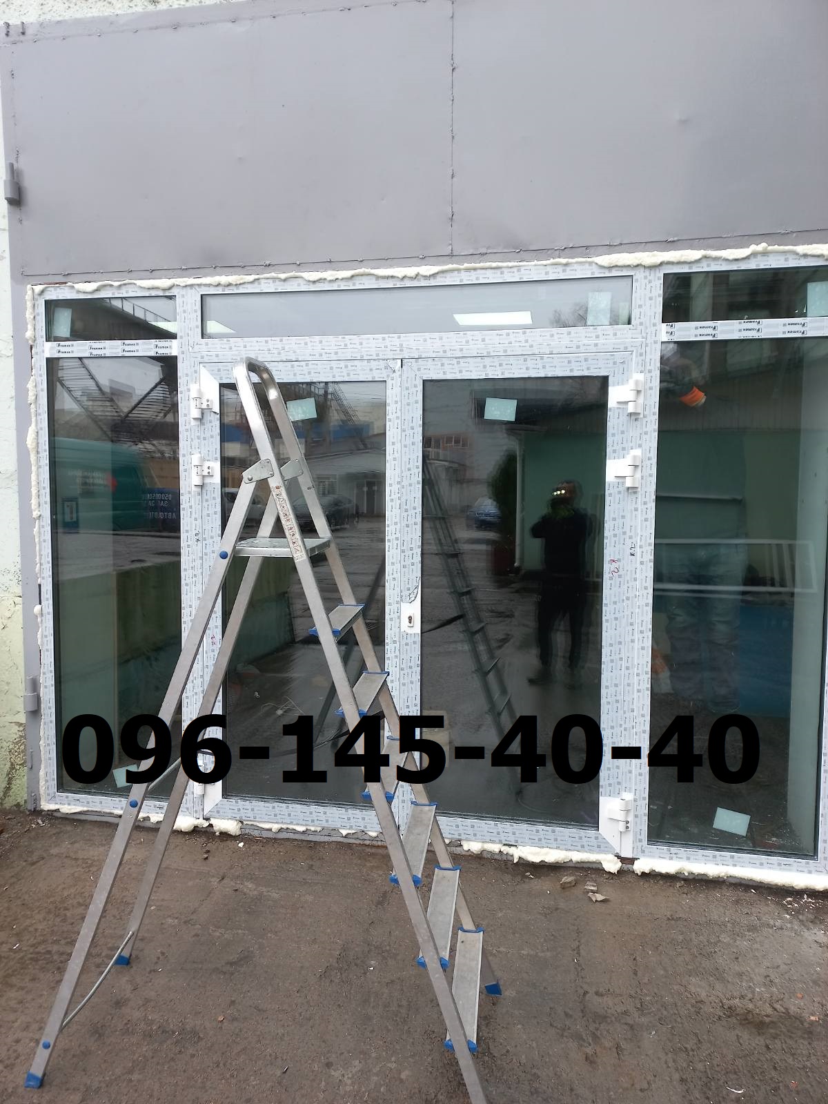 Тёплые алюминиевые двери с замком