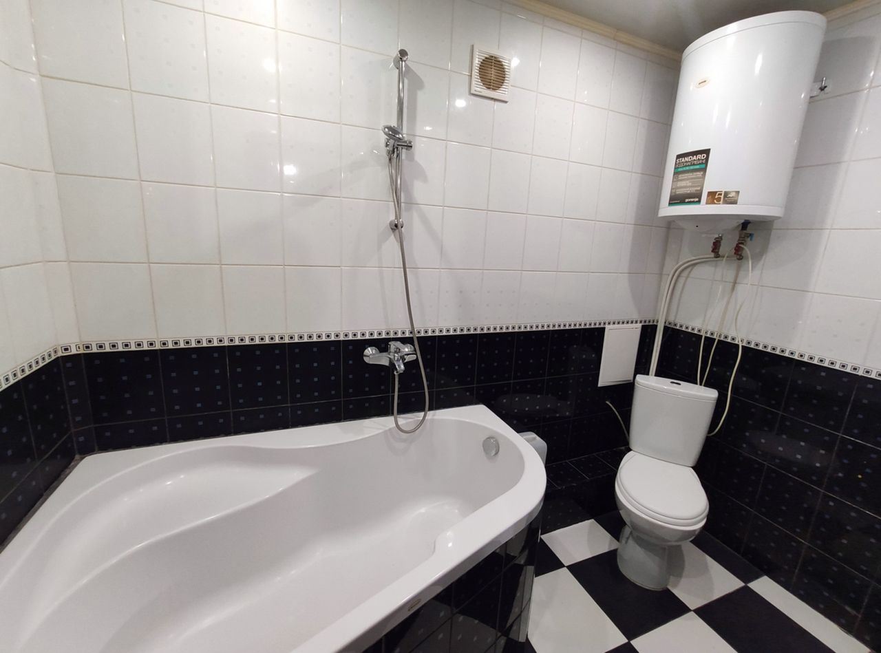 Продам 2-к квартиру (50м2),  ж/м Приднепровск