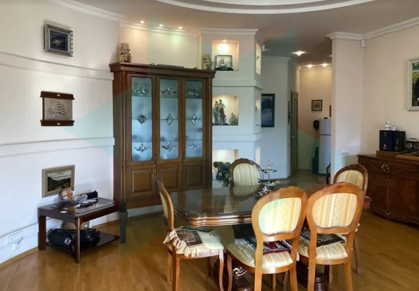 Продам. 3-кімн. кв. 7/8, центр, вул. Старокозацька