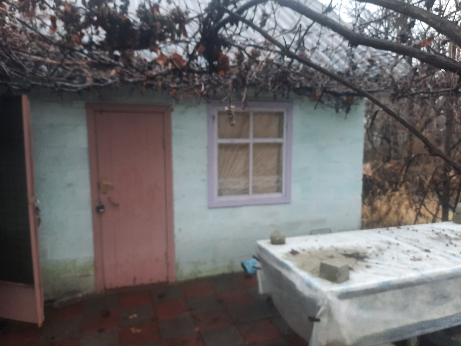 Продам. Дачу 15 м.кв. 6 соток. Підгородне, ДО “Конвалія”