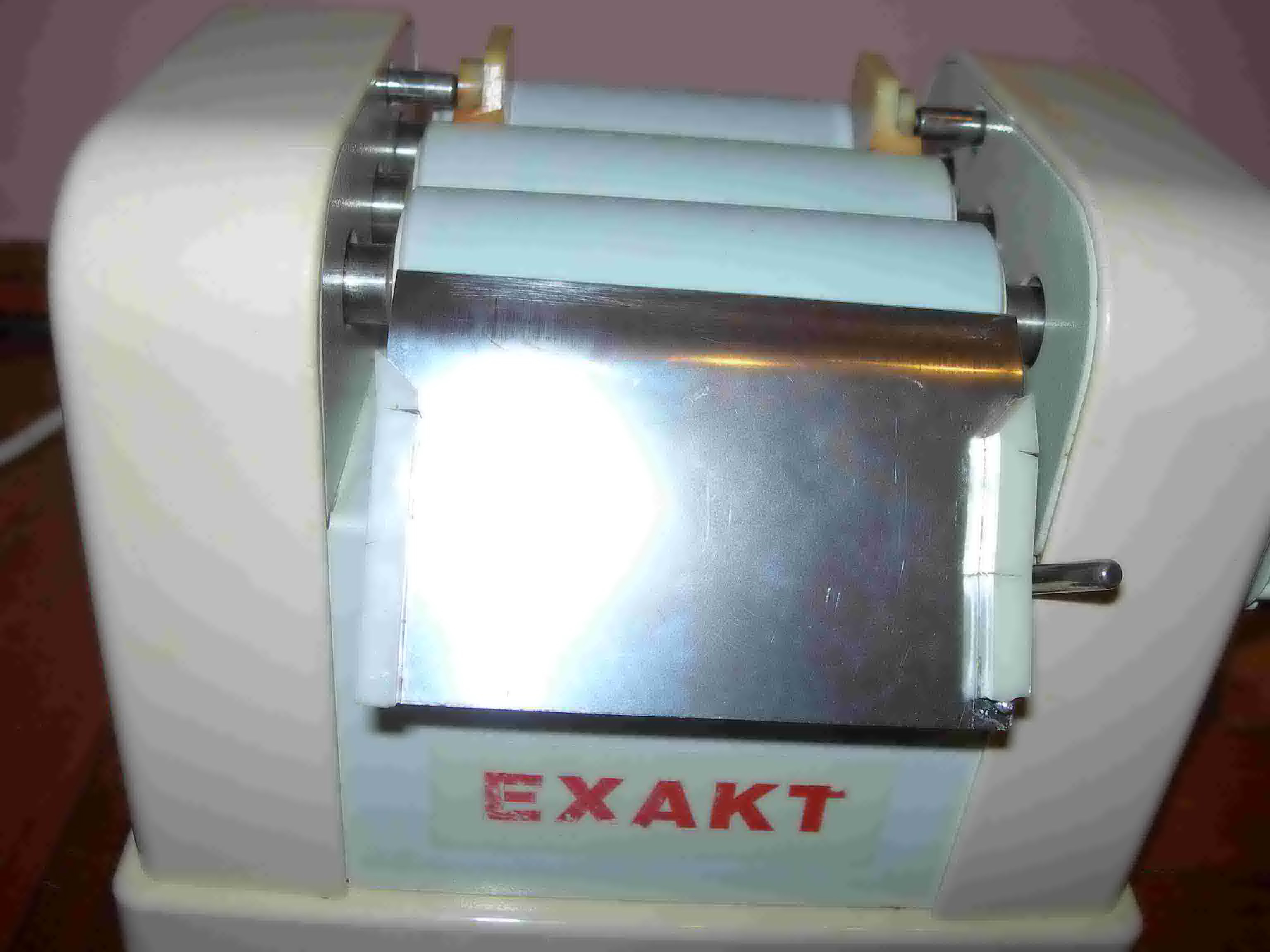 Лабораторная краскотерка трехвальцовая Exakt-35