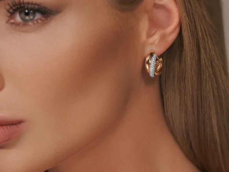 Сережки Cartier вишуканість, яка ніколи не виходить з моди