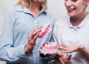 Протезування зубів Crystal Dent: комфорт, естетика, довговічність
