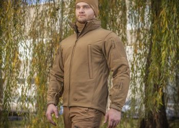 Що таке куртка softshell і кому вона потрібна