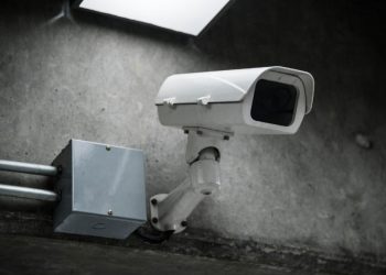 Візуальний контроль: як сучасні системи спостереження захищають бізнес та майно