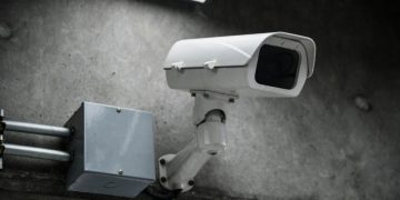 Візуальний контроль: як сучасні системи спостереження захищають бізнес та майно