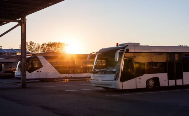 Як знайти актуальний розклад автобусів Варшава – Київ?