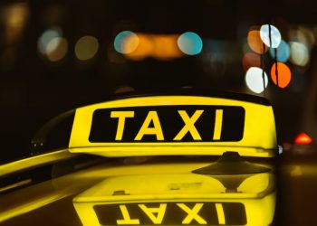 Транспортна логістика Києва: чому таксі стає найвигіднішим способом пересування