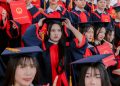 Привітання зі шкільним випускним 2027: 40 варіантів
