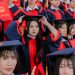 Привітання зі шкільним випускним 2027: 40 варіантів