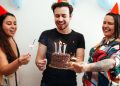 Привітання свасі з днем народження: 40 варіантів українською