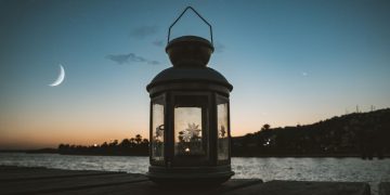 Спокійної ночі коханій і коханому: 50 привітань — прозі, віршах