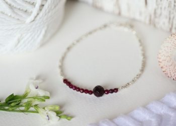 19 років весілля: гранатова річниця, що дарувати, 40 привітань