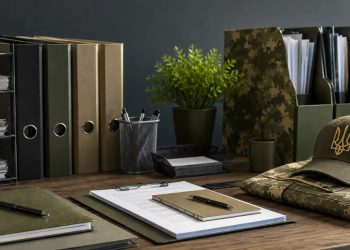 Військовий облік на підприємстві: як організувати процес і зменшити ризик помилок