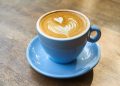 Домашній капучіно з молочною піною