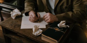 Привітання Тарасу з іменинами 22 лютого 2026: 40 варіантів