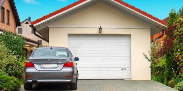 Як правильно купити гаражні ворота: на що звернути увагу перед вибором