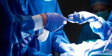 Хто такий баріатричний хірург і з якими лікарями він працює